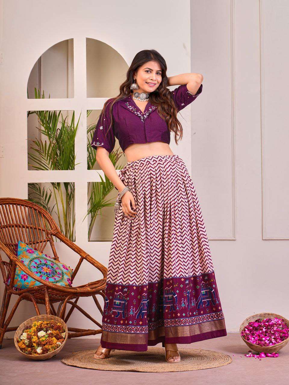 Women's Tussar Silk Patola Print Lehenga Choli Set with Foil Work 7 Women's Tussar Silk Patola Print Lehenga Choli Set with Foil Work - Image 4