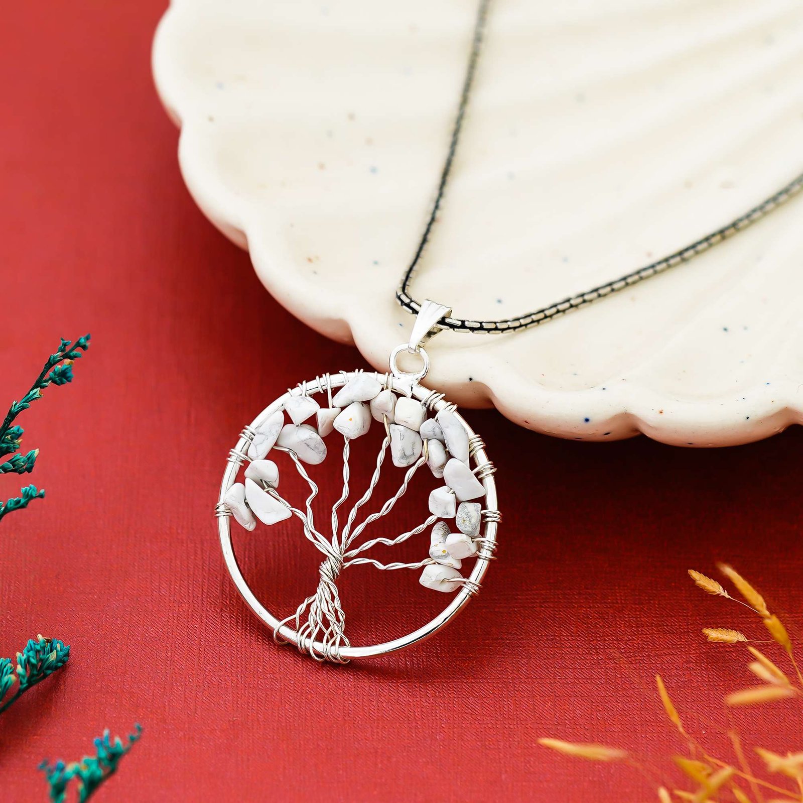 Clear Quartz Pendant Tree of Life Crystal Stone Pendant Locket with Metal Chain for Healing Crystal Healing Gemstone Size 35-40 mm clear quarts 1 ASuKVh